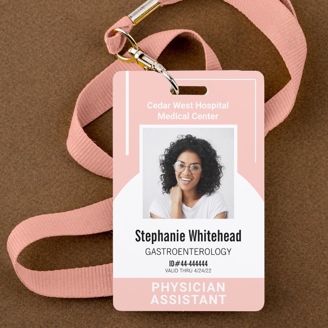 Crachá de Foto Personalizado para Funcionários Méd (Your photo ID employee badge is not just an identification tool, but a powerful communication medium)