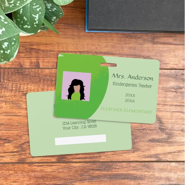 Crachá de Fotografia Horizontal da Apple Verde do  (Teacher green apple horizontal photo ID badge .)