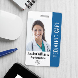 Crachá de Funcionário com Detalhes Personalizados