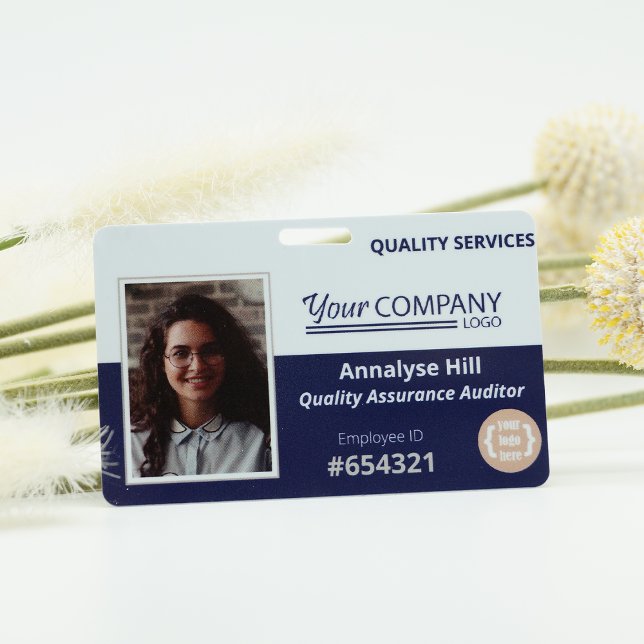 Crachá de Funcionário com Logotipo Azul (Blue and white logo entry employee photo ID identification badge)