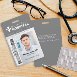Crachá de ID Hospitalar Cinza com Foto e Código de