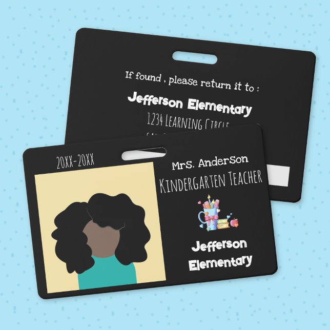Crachá de identificação com foto preto para profes (Elementary school or daycare teacher horizontal double-sided photo ID badge . )