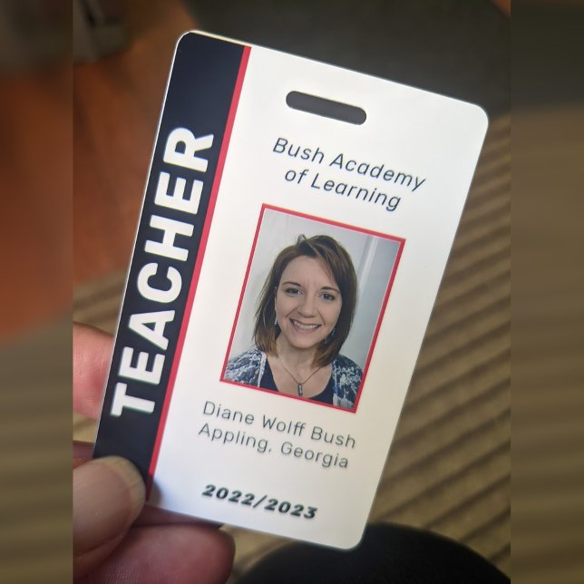 Crachá de Identificação de Professor de Ensino Dom (Criador carregado)