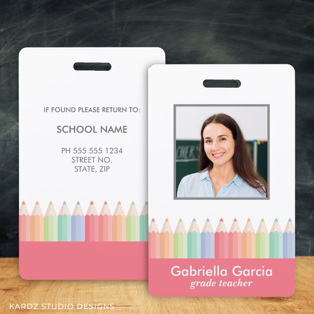 Crachá de identificação personalizado do professor (Personalize with photo, name, and details to this teacher ID Badge)