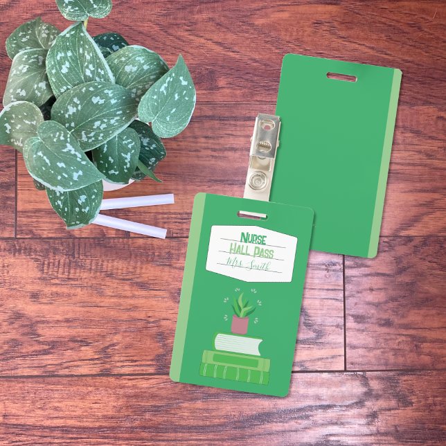 Crachá de passe de corredor de enfermeira de cader (Faux notebook green nurse hall pass badge .)