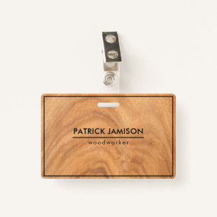 Crachá Design de madeira