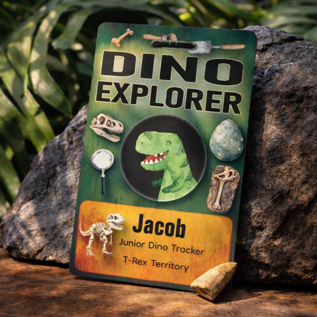 Crachá Distintivo de Explorador de Dinossauros para Festa (Dino explorer birthday badge with fun prehistoric adventure vibes for kids and parties! Roar!)