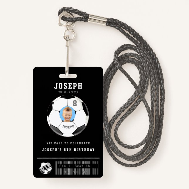 Crachá Festa de aniversário de Fotografias Personalizadas (Frente com cordão)