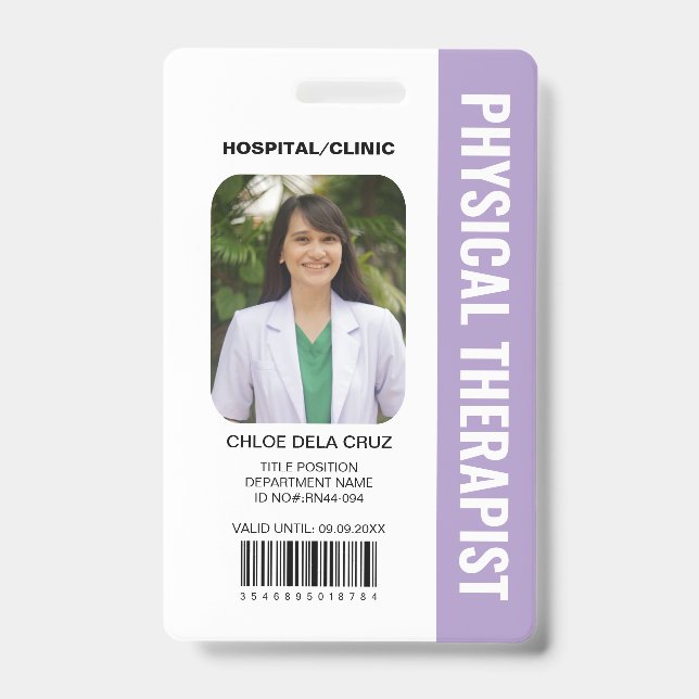 Crachá Fisioterapeuta Cliente Equipe Médica Roxa (Frente)