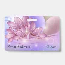 Flores e ovos num fundo pastel colorido