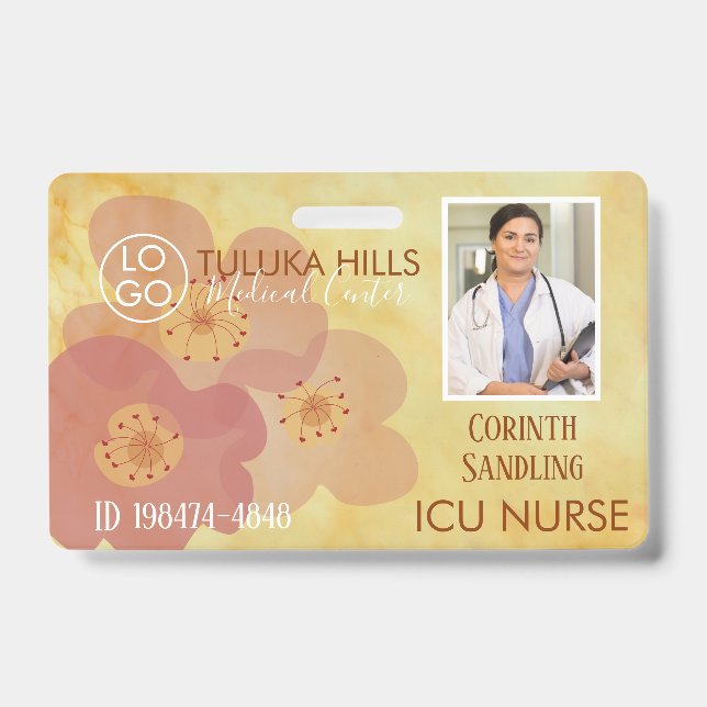 Crachá Foto Médica Corações Florais Suaves (Frente)