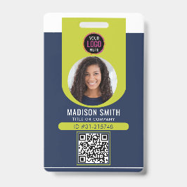 Crachá Funcionário de negócios minimalista QR B