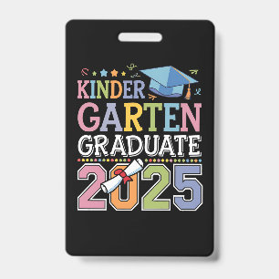Crachá Graduado no Jardim de Infância Escola de Graduação