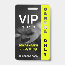 Crachá Jogo no nível de aniversário personalizado do joga