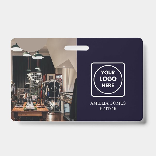 Crachá Logotipo Azul Marinho | Design Moderno e Tendencia (Frente)