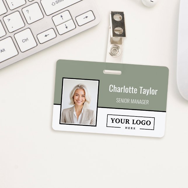 Crachá Logotipo Empresarial Personalizado Foto do Funcion (Criador carregado)