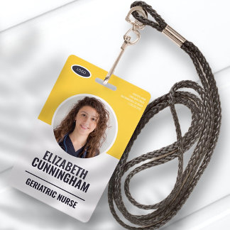 Crachá Logotipo Oval Moderno Código de barras do nome de