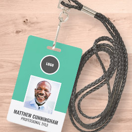 Crachá Logotipo Redondo Moderno em Cor com Nome do Funcio