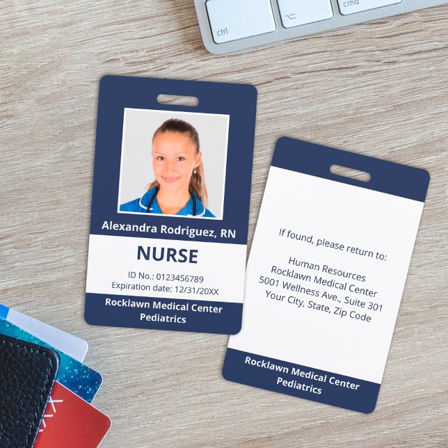 Crachá Marinho de Fotografia do Funcionário Personalizado (Custom Employee Photo Navy Blue White Medical ID Badge, front/back)