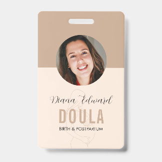 Crachá Minimal Doula Identity Photo Design in Soft Beige
