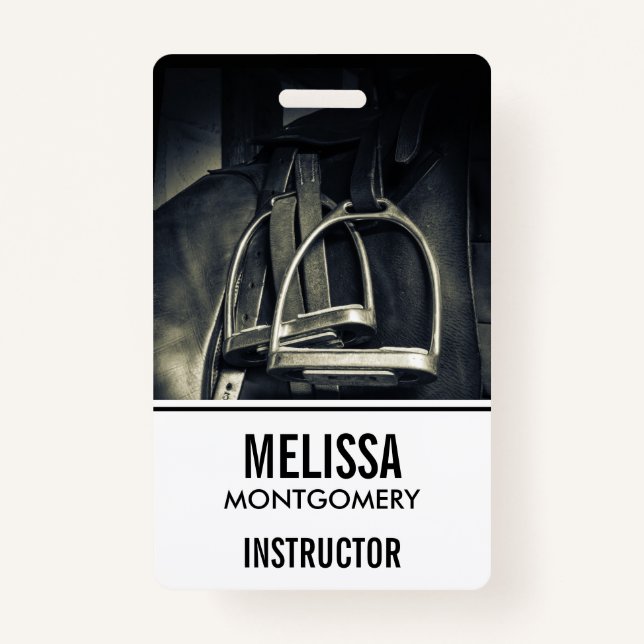 Crachá Na moda Silver Stirrups em Inglês Riding Saddle (Frente)