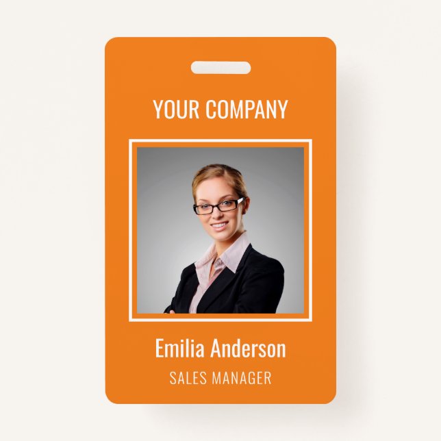 Crachá Nome do Funcionário Básico Personalizado Foto Lara (Frente)