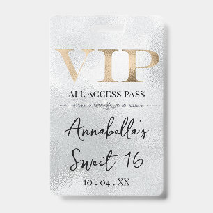 Crachá Ouro Glamouroso VIP em Prata
