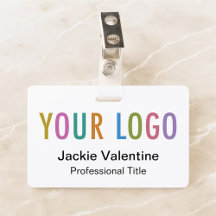 Crachá Personalizado de PVC com Logotipo e Cordão 