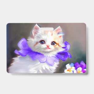 Crachá Pintura de Gato Branco com Colar de Flor Roxa