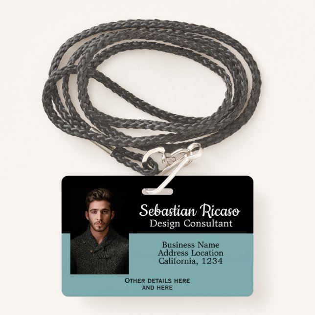 Crachá Preto Teal Personalizado para Empresas (Frente com cordão)