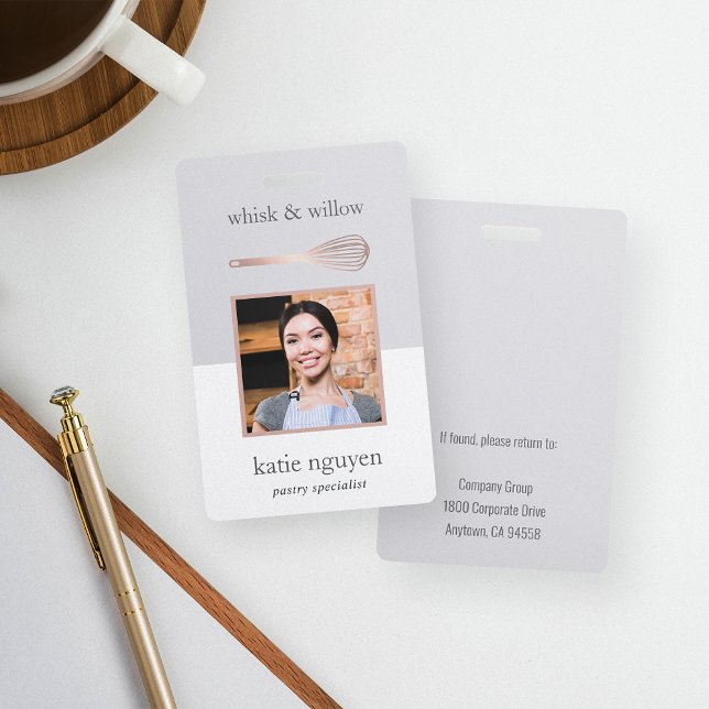 Crachá Rosa Dourado Whisk Bakery/Caterer Employee Photo I (Criador carregado)