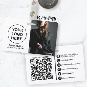 Crachá Seu Logotipo e Imagem Código QR Minimalista Modern