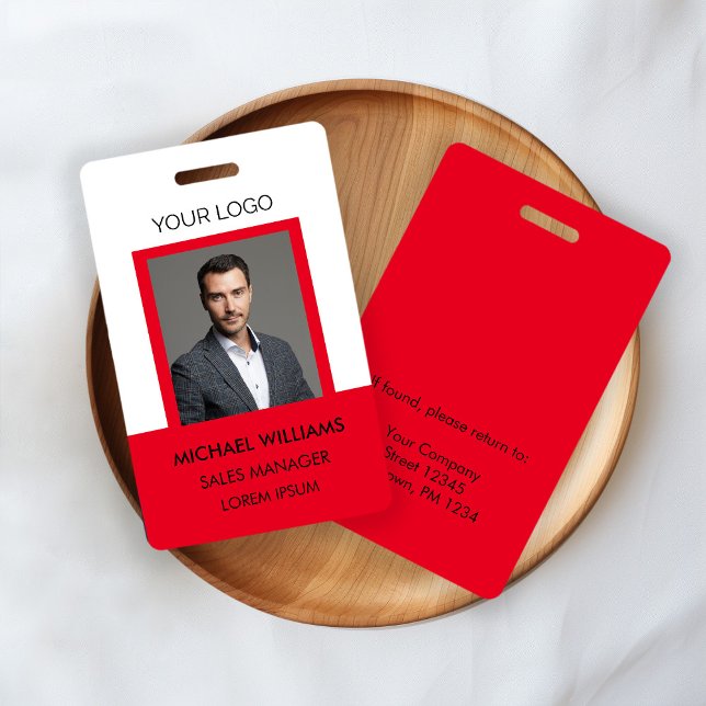 Crachá vermelho branco de identificação de foto do (Criador carregado)