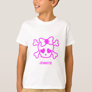 Crânio feminino cor-de-rosa do emo com a camisa d