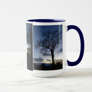 Crepúsculo Na Árvore Na Caneca De Inverno