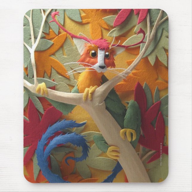 Criatura nas árvores Mousepad (Frente)