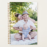 Crie seu próprio Planejador de Fotografias | Plane<br><div class="desc">Planejador personalizável com padrão floral de cor d'água com foto personalizada. Carregue fotos da sua família ou outras fotos. Perfeito como presente.</div>