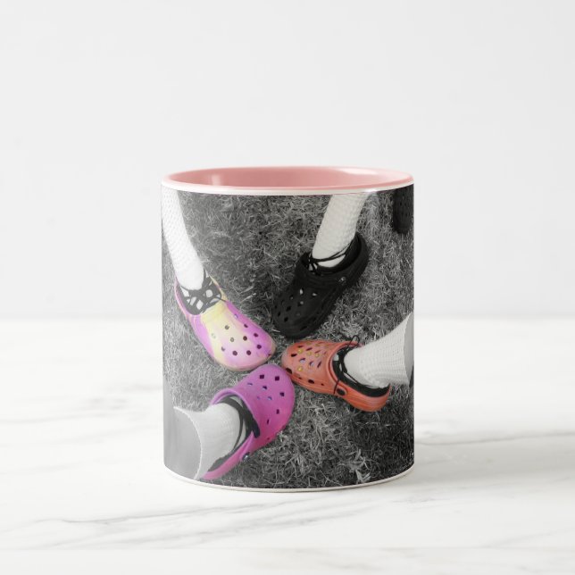 Crocs colorido & caneca macia dos calçados (Centro)