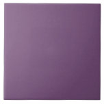 Croma Textura - Azulejo cerâmico de ameixa<br><div class="desc">Chroma Textura é um padrão de textura repetitiva que serve como base para muitos dos meus trabalhos de arte e padrões. Emparelhe este simples motivo com meus outros trabalhos da mesma cor para coordenar a cor de um espaço ou guarda-roupa sem sobrecarregá-lo com padrões. Este design complementa também a decoração...</div>