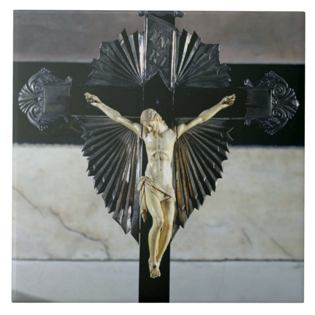 Crucificação, século XVII (marfim) (Frente)