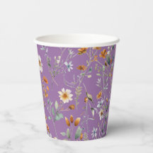 Cups de papel roxo em flor silvestre e aquarela