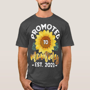 Cuta De Girassol Promovida Para A Mamãe De Camisa