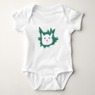 Cute Kitten face em camisa de grama