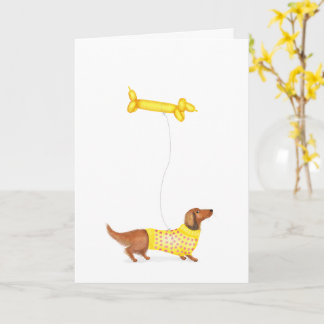 Dachshund com cartão de aniversário de balões de s