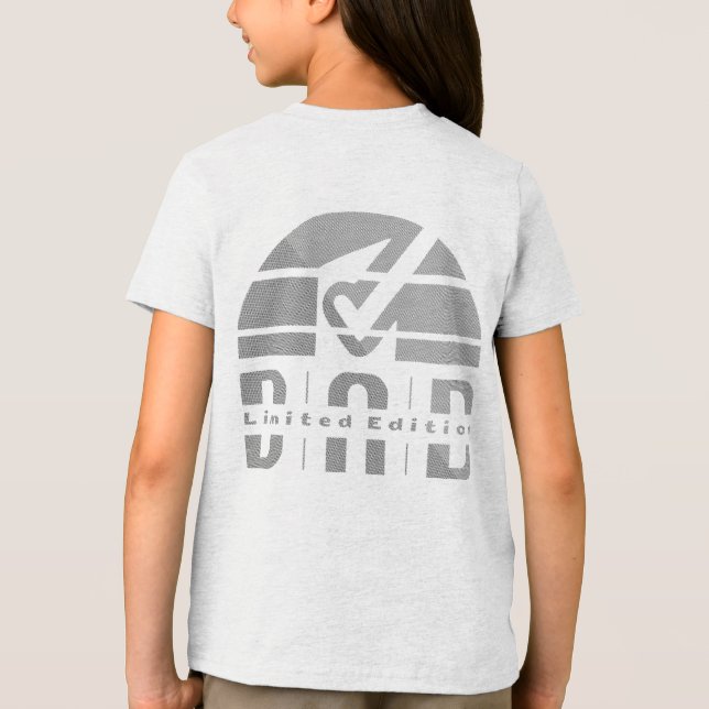 Dad Ever: Fatherhood as an Antique Visual Emotion (Verso)