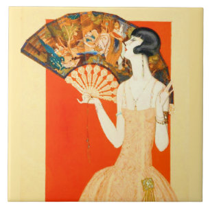 dama de arte deco com fã