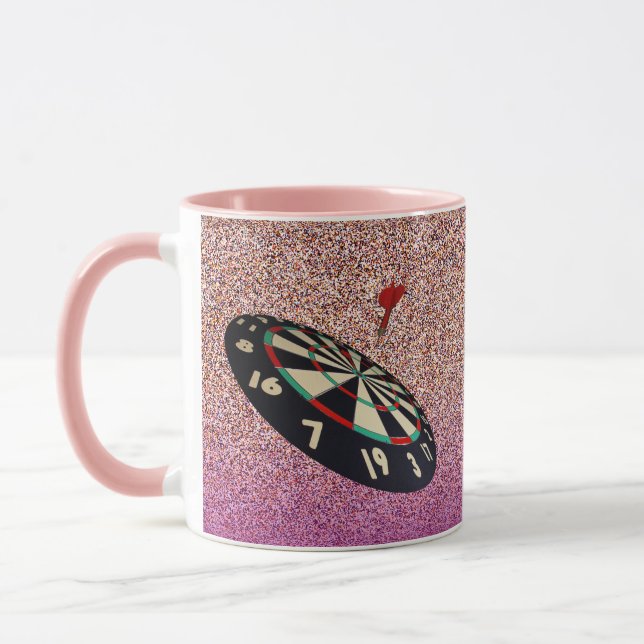 Damas, Dardos cor-de-rosa, caneca de café (Esquerda)