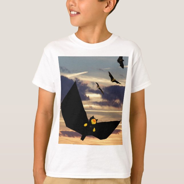 Danny Duck o Morcego voa com morcegos. Camiseta (Frente)