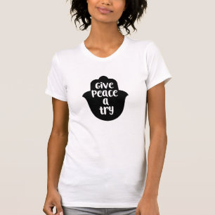 Dê a paz uma camisa da tipografia da tentativa
