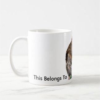 De Café A caneca da coruja com a "esta pertence ao um"
